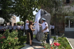 ՀՀ ոստիկանության կրթահամալիրում բացվեց Եղիշե Չարենցի հուշարձանը 
