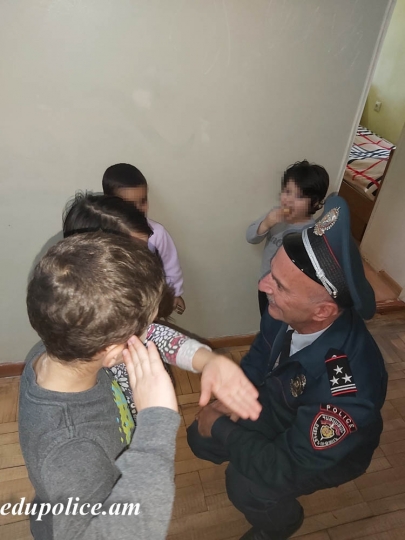 Практическое занятие в Центре поддержки детей Фонда помощи Армении 