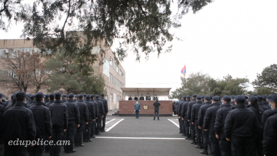 Первая клятва учащихся патрульной службы