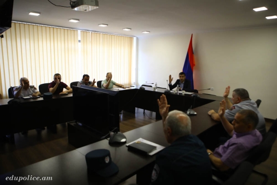 Մեթոդական խորհուրդը աշխատություններ է երաշխավորել՝ ՀՀ ՆԳՆ կրթահամալիրի գիտական խորհուրդ ներկայացնելու համար