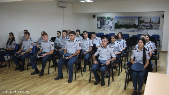 Շարունակվում են սովորողների հետ հանդիպումները