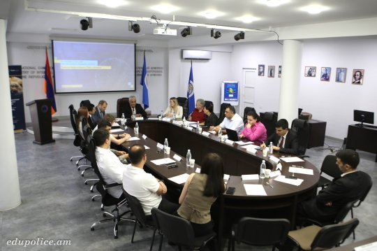 ՆԳՆ ԿՐԹԱՀԱՄԱԼԻՐՈՒՄ ԱՆՑԿԱՑՎԵԼ Է CEPOL-Ի TOPCOP II ԾՐԱԳՐԻ ՇՐՋԱՆԱԿՈՒՄ ՈՒՍՈՒՑՄԱՆ ԿԱՐԻՔՆԵՐԻ ԱԶԳԱՅԻՆ ՎԵՐԼՈՒԾՈՒԹՅԱՆԸ ՆՎԻՐՎԱԾ ԱՇԽԱՏԱԺՈՂՈՎ